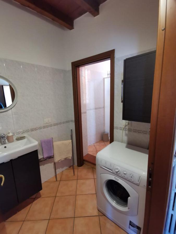 Apartment In The City Center With Self Check-In Parma Esterno foto